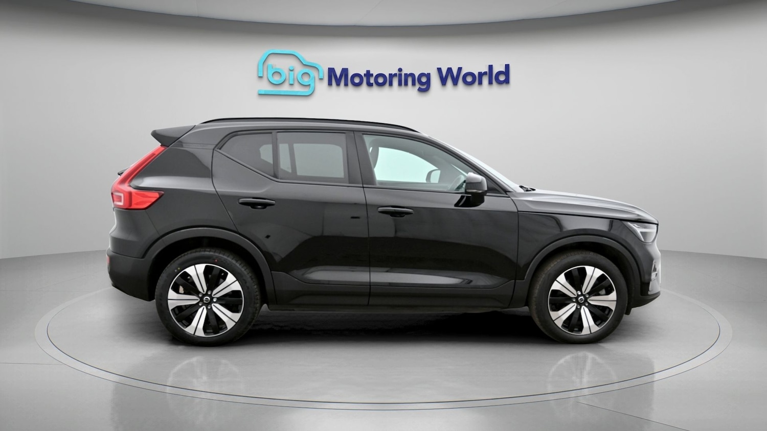 Used Volvo XC40 2023 for sale - 78097890: Photo 8
