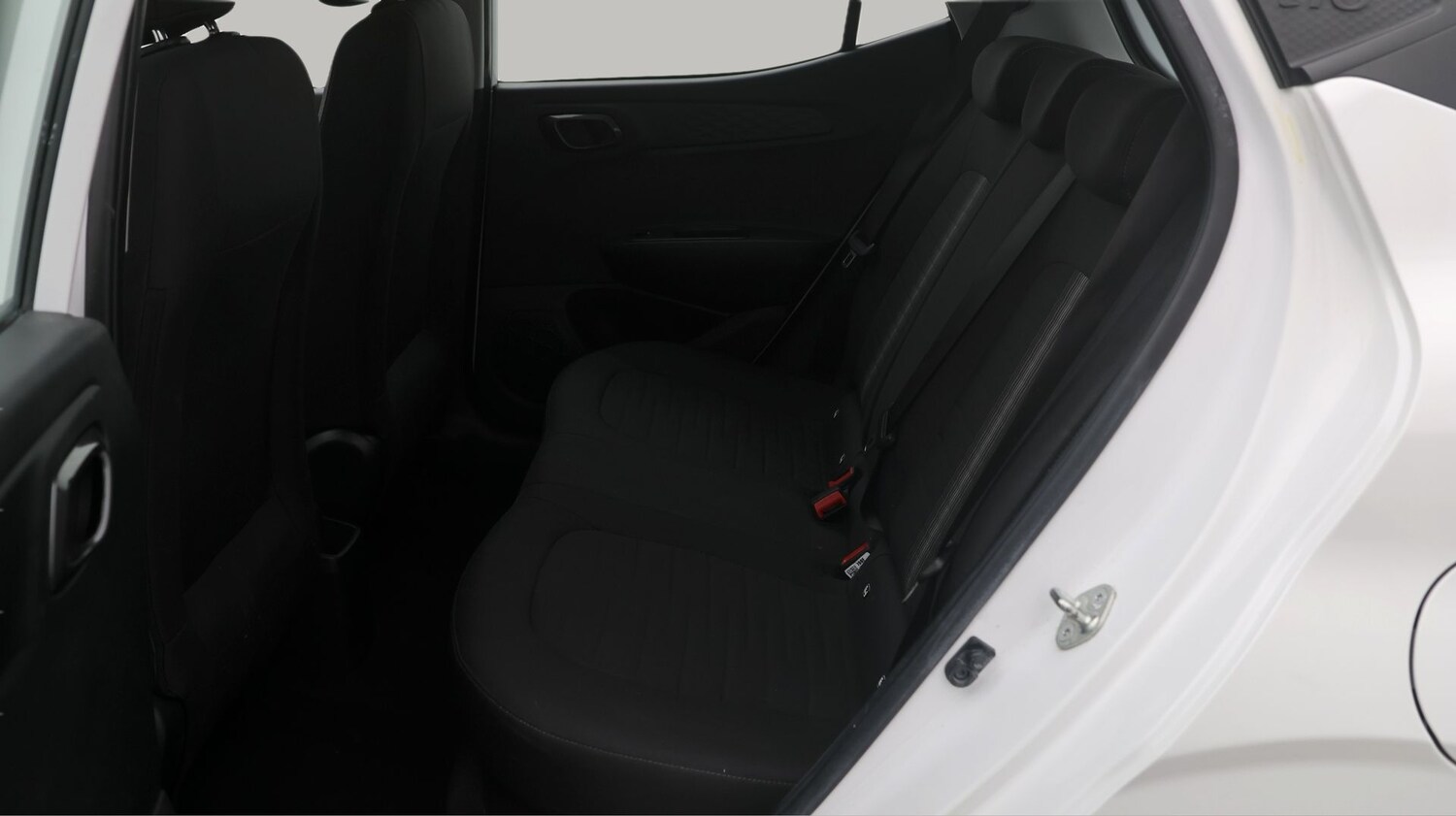 Used Hyundai i10 2023 for sale - 77451330: Photo 16