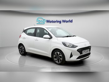 Used Hyundai i10 2023 for sale - 77451330: Photo