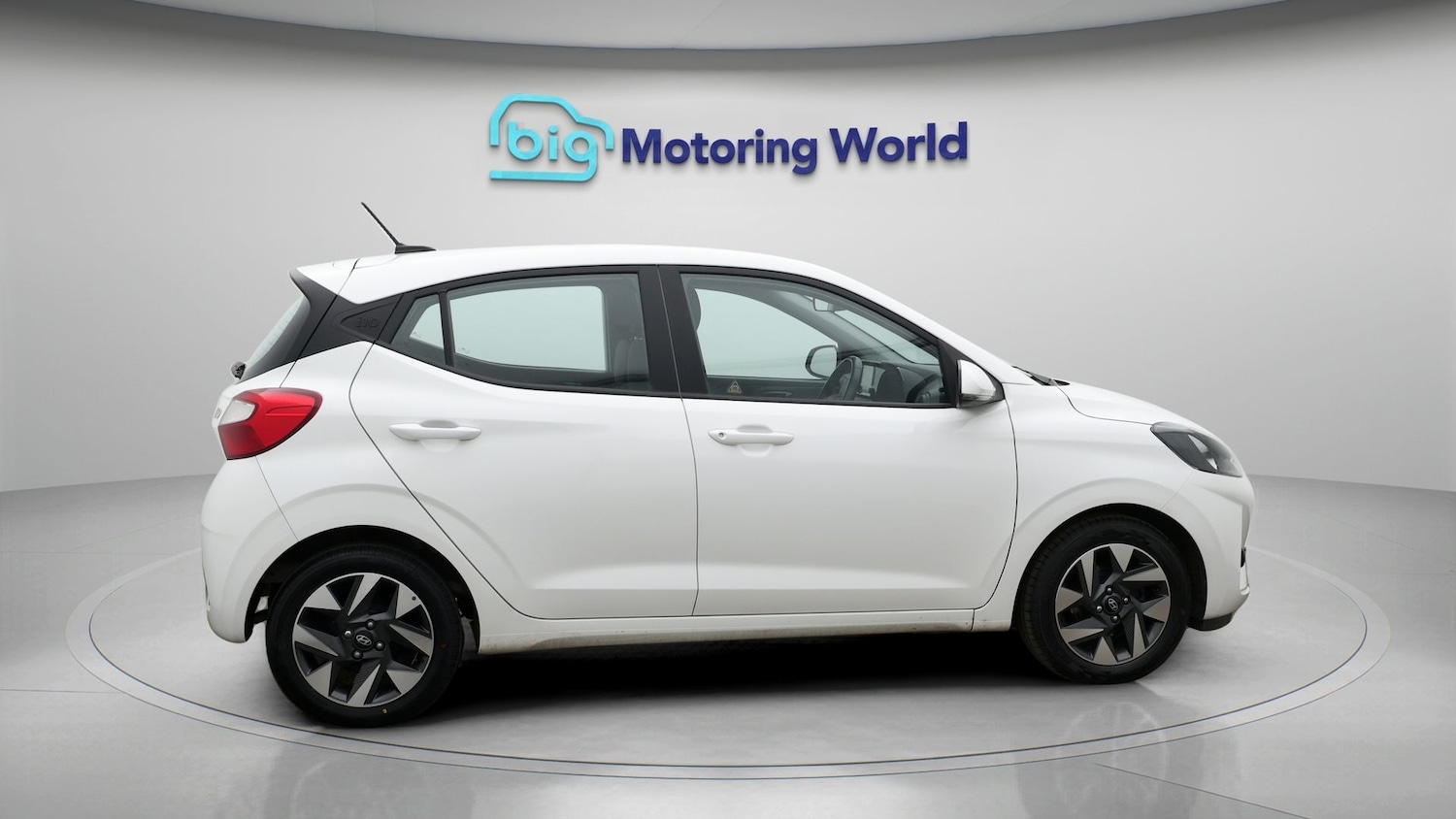 Used Hyundai i10 2023 for sale - 77451330: Photo 8