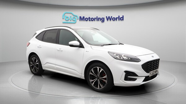 Used Ford Kuga 2022 for sale - 75311743: Photo 2