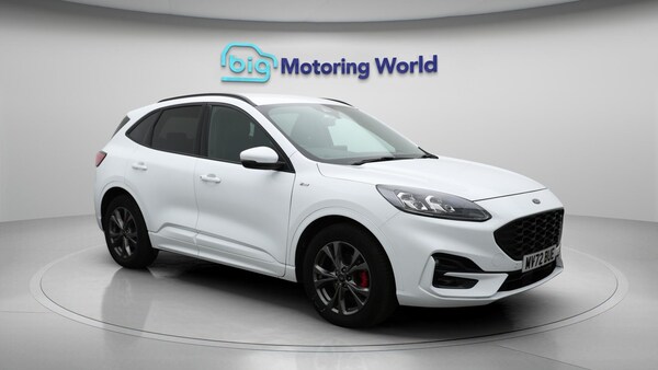 Used Ford Kuga 2022 for sale - 76336488: Photo 2