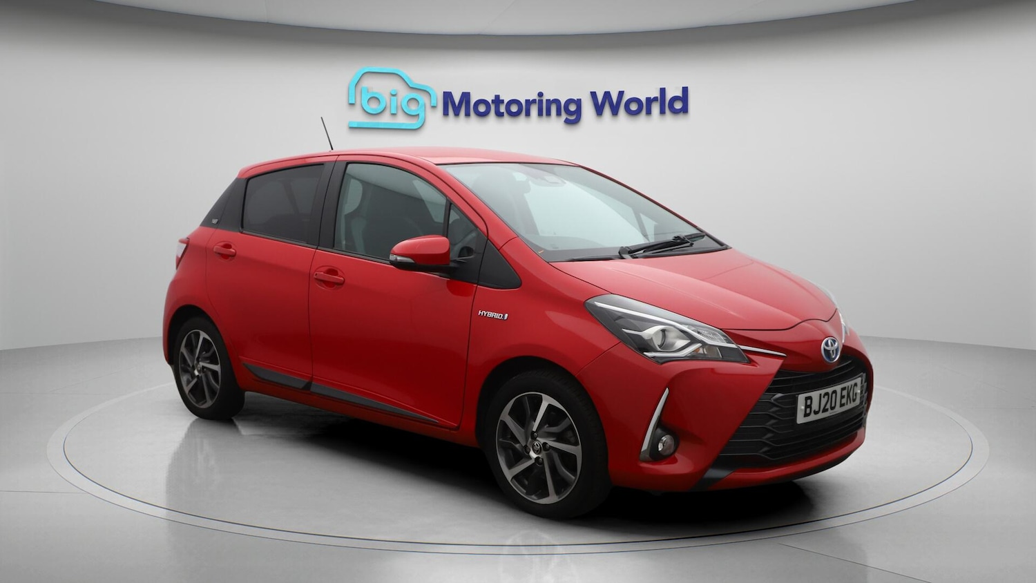Used Toyota Yaris 2020 for sale - 76294742: Photo 2