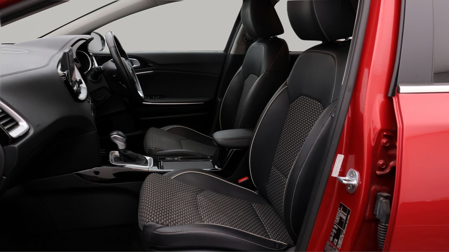 Used Kia XCeed 2022 for sale - 77931411: Photo 14