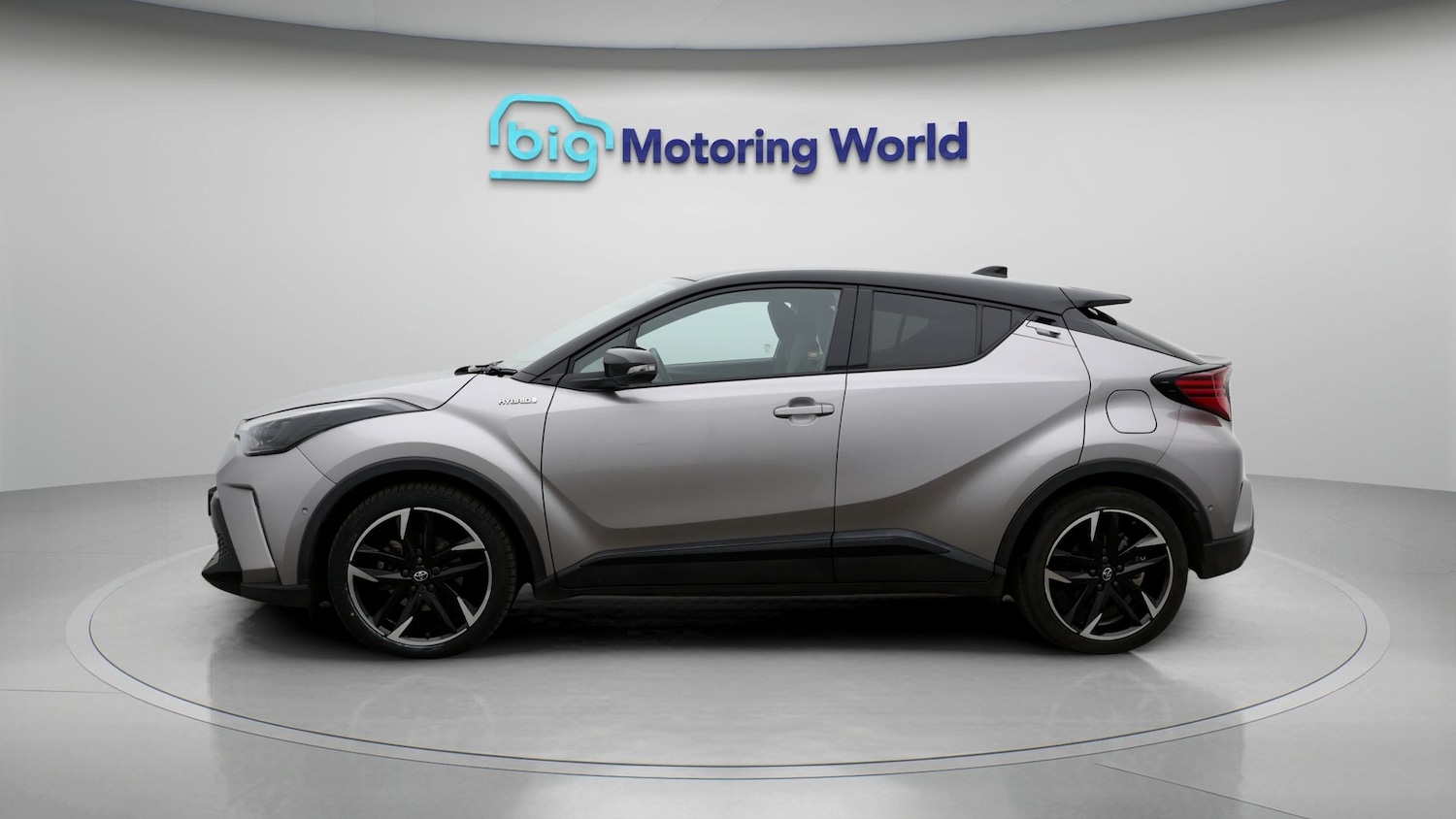 Used Toyota C-HR for sale - 77297183: Photo 4