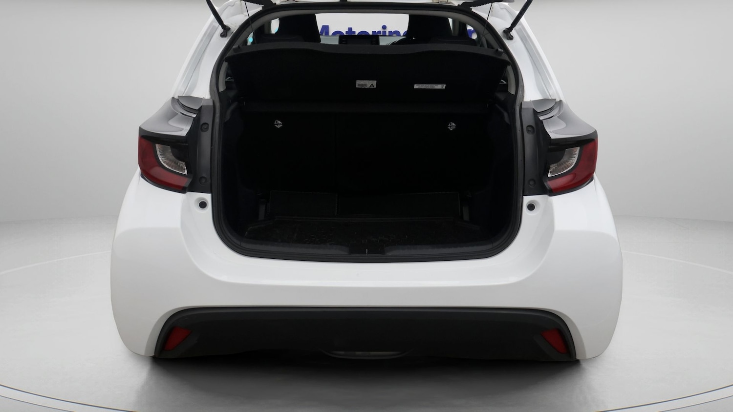 Used Toyota Yaris 2022 for sale - 77618553: Photo 17