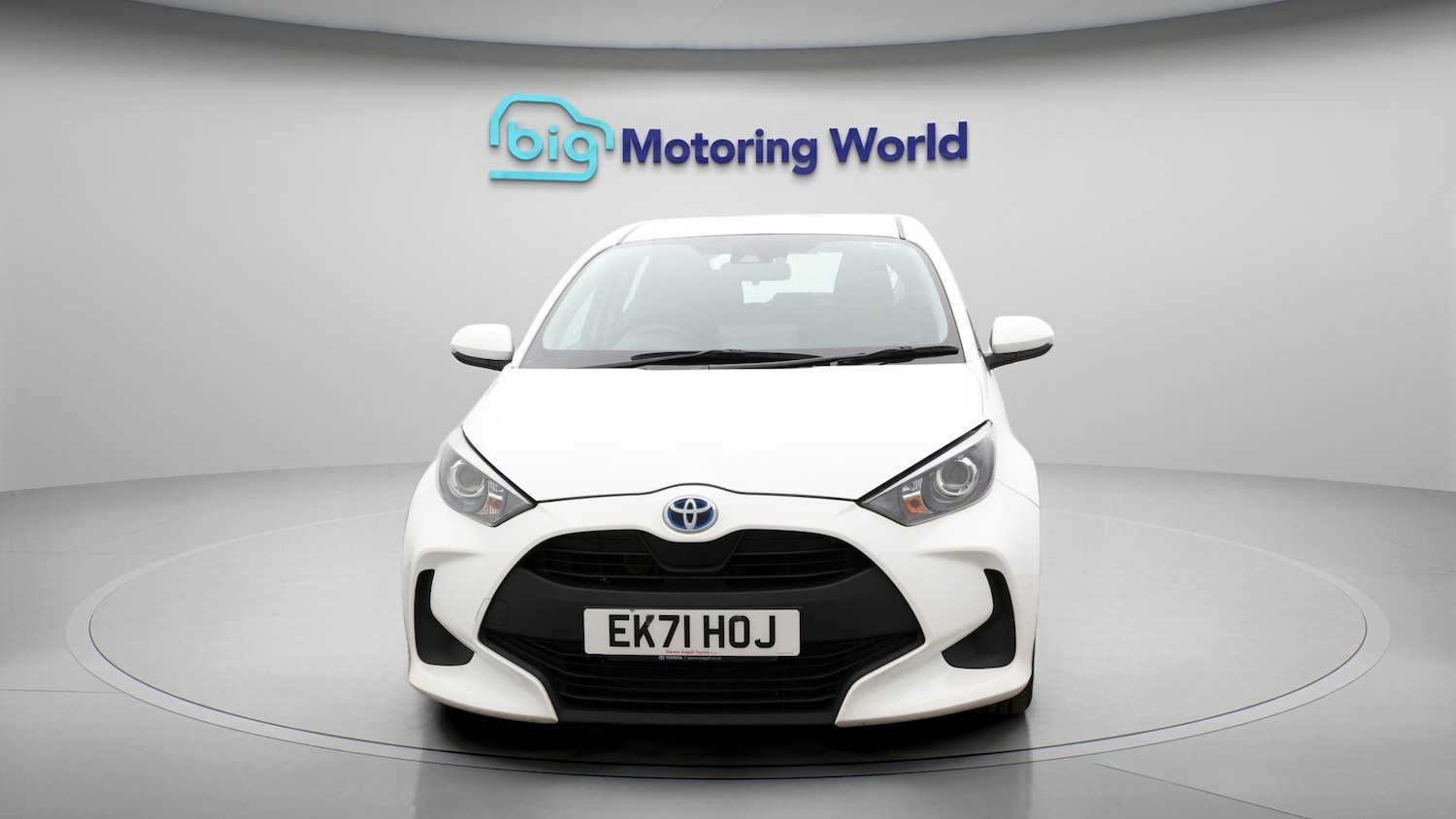 Used Toyota Yaris 2022 for sale - 77618553: Photo 2