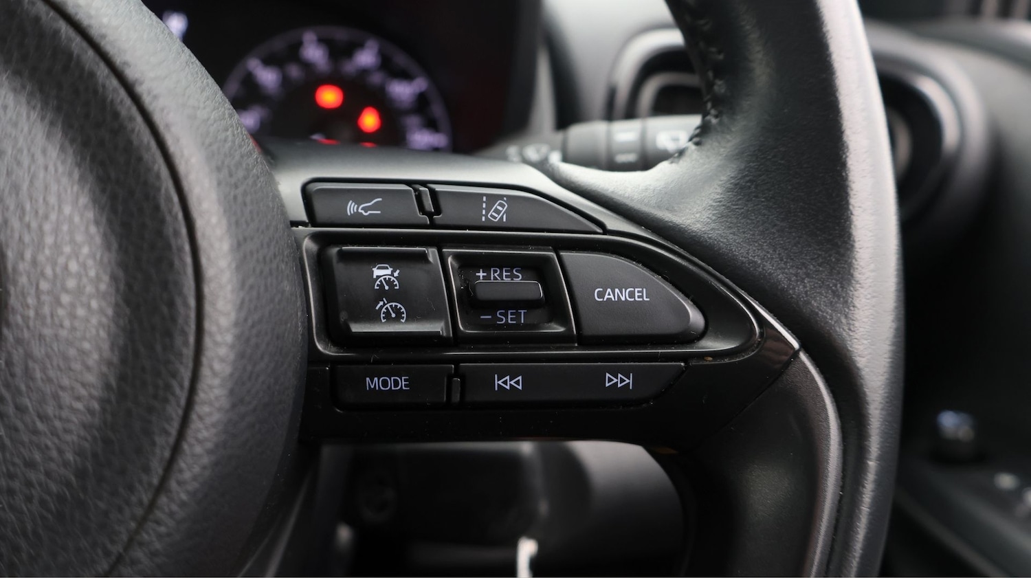 Used Toyota Yaris 2022 for sale - 77618553: Photo 22