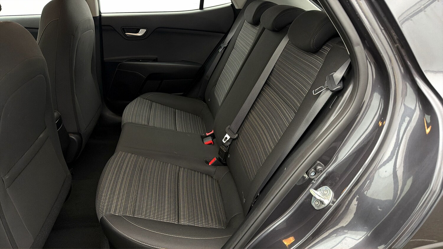 Used Kia Stonic 2020 for sale - 78053403: Photo 15