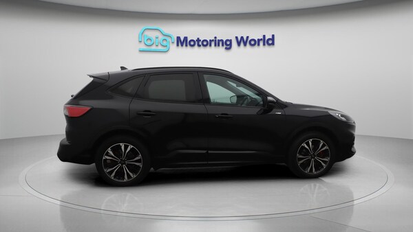 Used Ford Kuga 2022 for sale - 75696232: Photo 9
