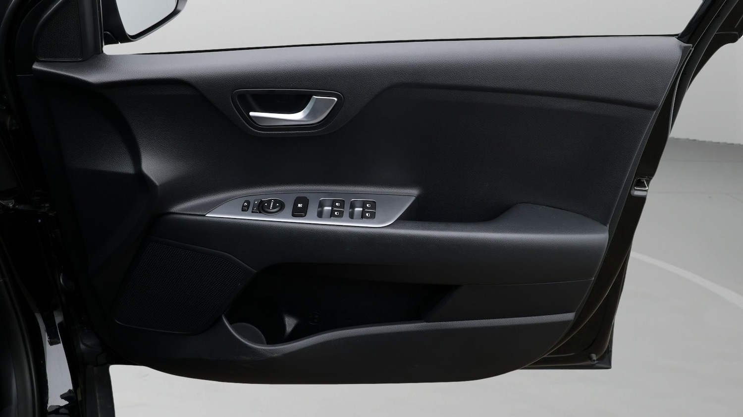 Used Kia Stonic 2021 for sale - 77505549: Photo 15