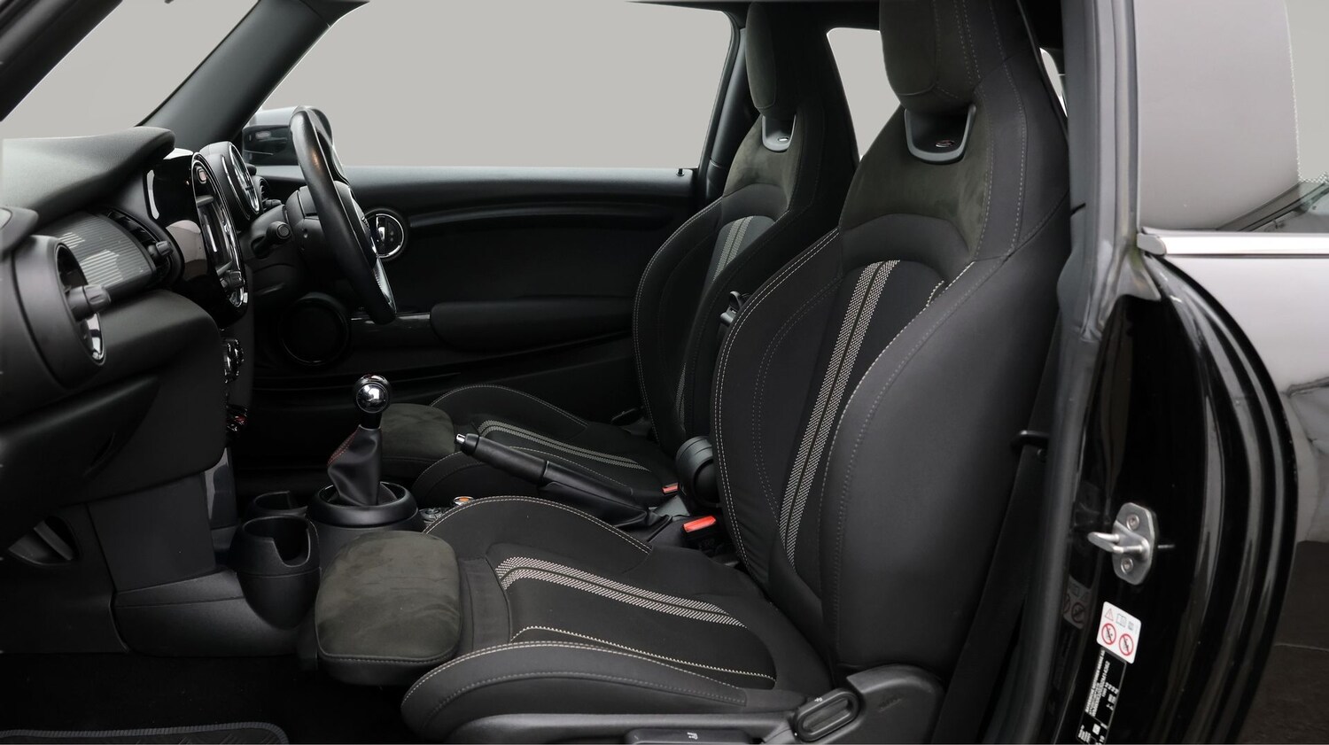 Used MINI Hatch 2019 for sale - 77530101: Photo 14