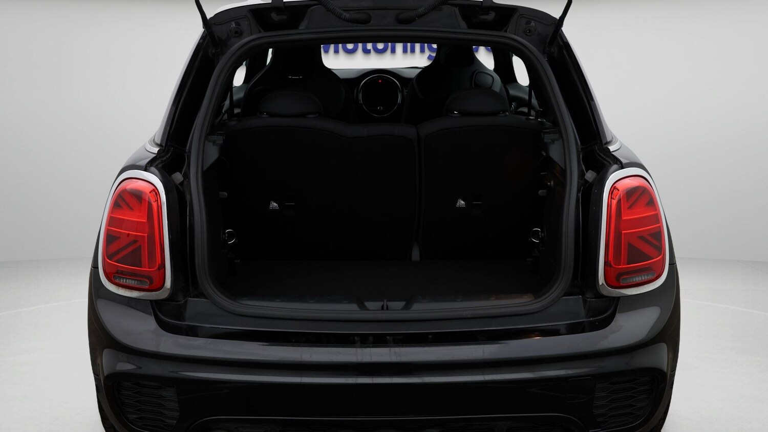 Used MINI Hatch 2019 for sale - 77530101: Photo 17