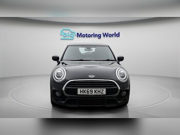 Used MINI Hatch 2019 for sale - 77530101: Photo