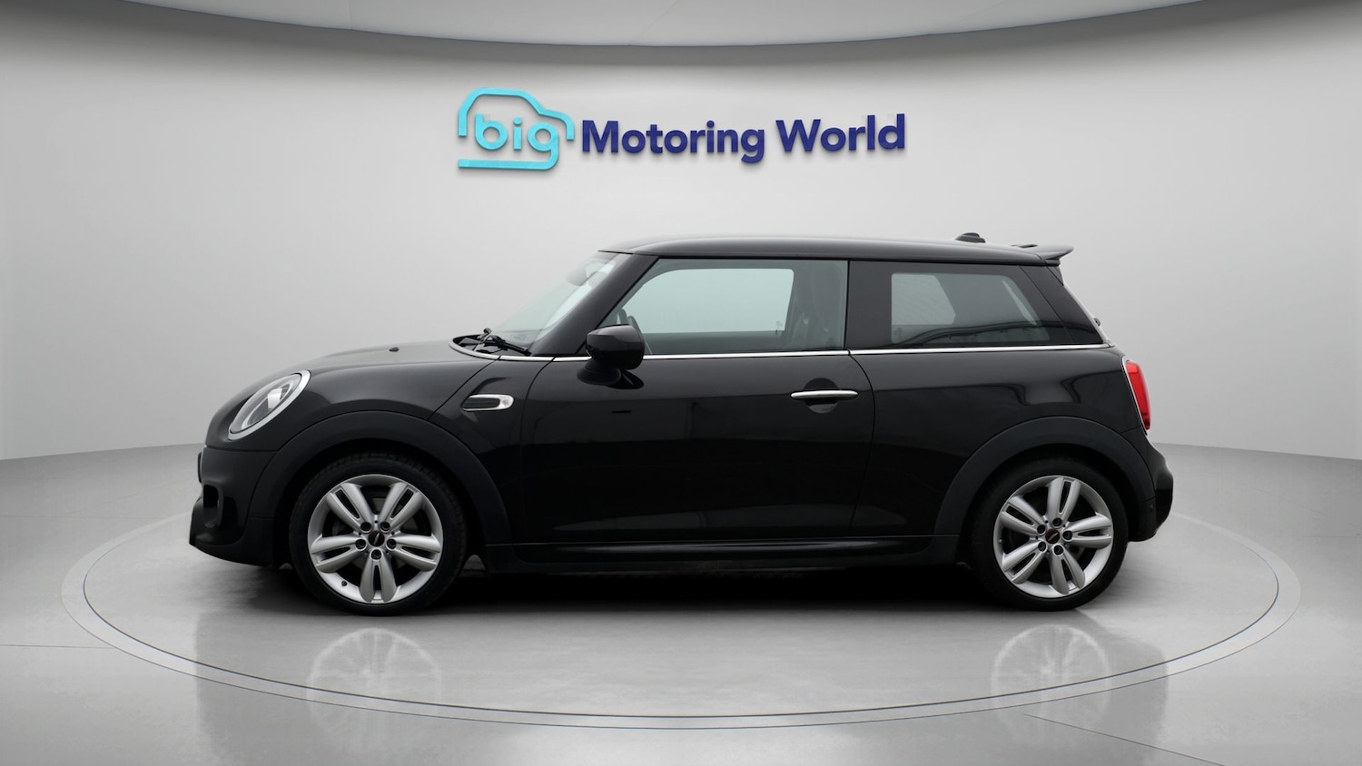 Used MINI Hatch 2019 for sale - 77530101: Photo 4