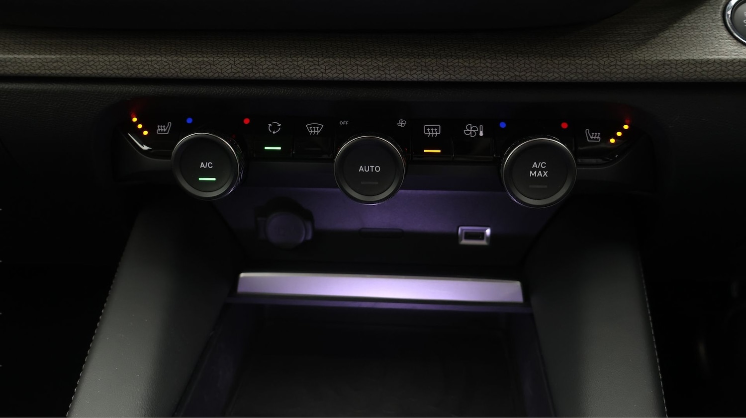 Used Citroen C5 X 2022 for sale - 77196574: Photo 12