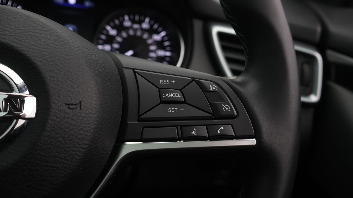 Used Nissan Qashqai for sale - 77365078: Photo 21