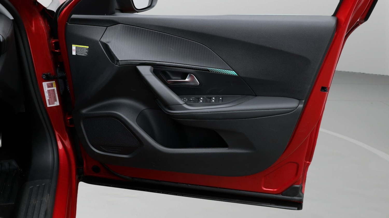 Used Peugeot 2008 2022 for sale - 77381130: Photo 15