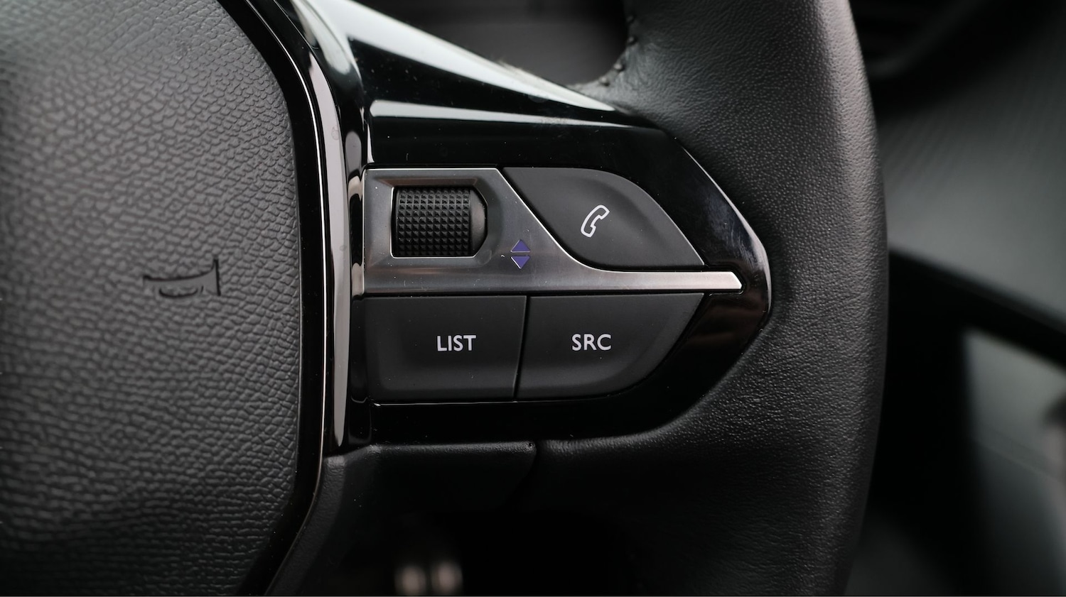 Used Peugeot 2008 2022 for sale - 77381130: Photo 24