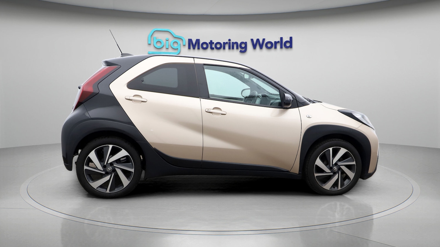 Used Toyota Aygo X 2022 for sale - 77233892: Photo 8