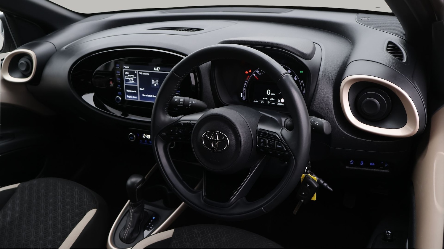 Used Toyota Aygo X 2022 for sale - 77233892: Photo 9