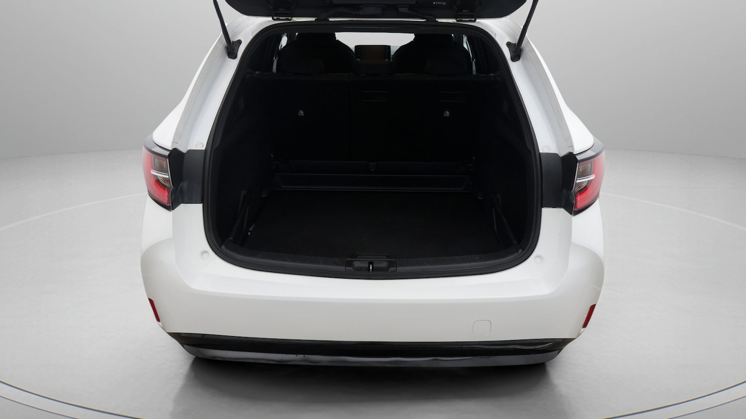 Used Suzuki Swace 2022 for sale - 77607060: Photo 17