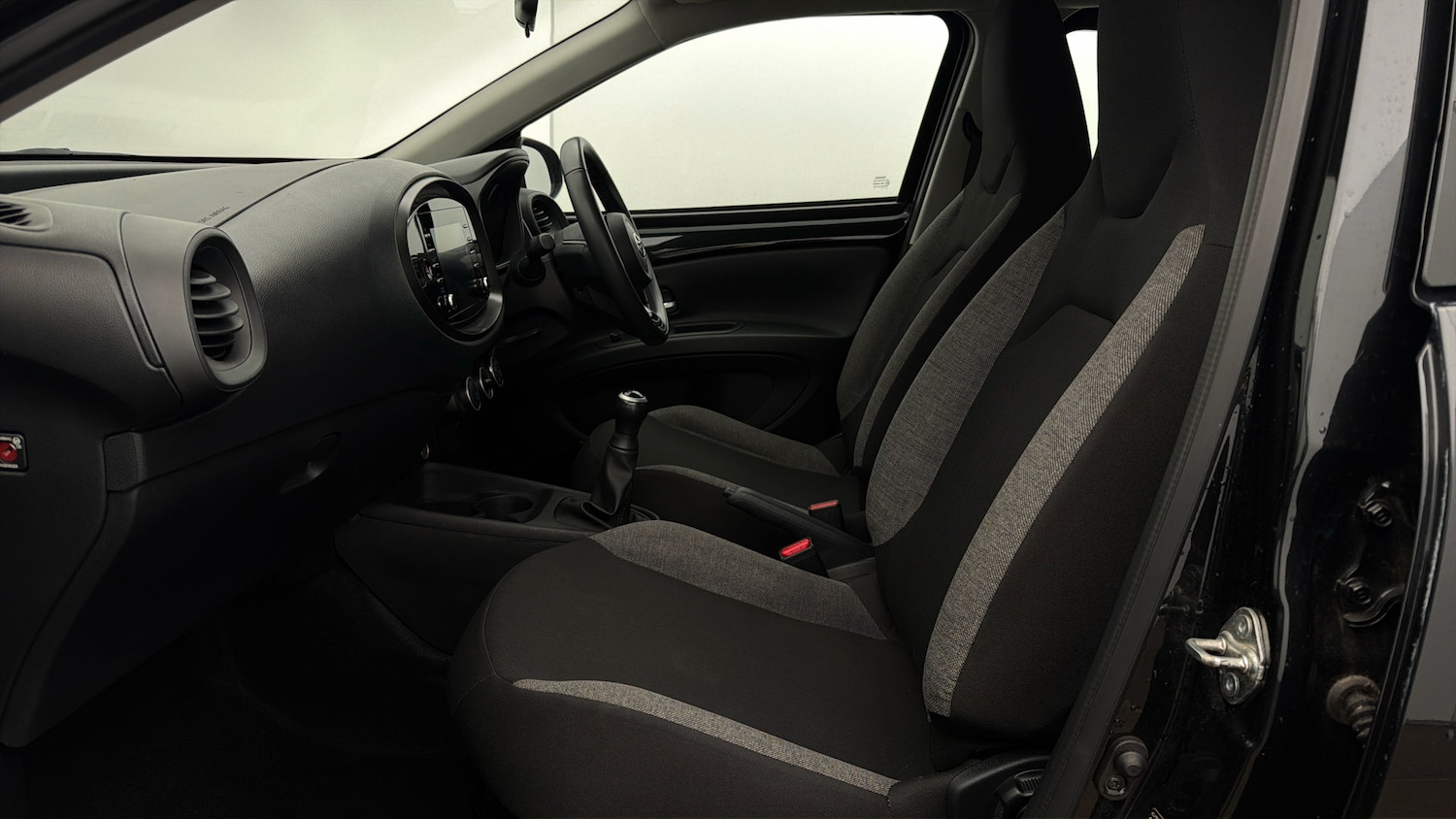 Used Toyota Aygo X 2022 for sale - 78078799: Photo 13