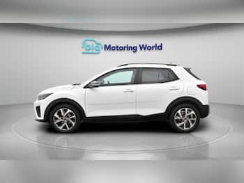 Used Kia Stonic 2024 for sale - 79732834: Photo