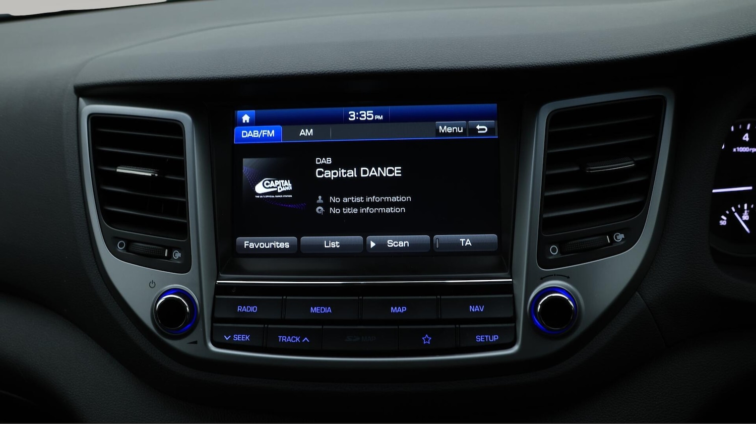 Used Hyundai TUCSON 2018 for sale - 76167354: Photo 12