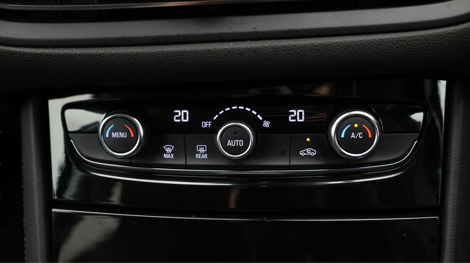 Used Vauxhall Grandland 2023 for sale - 77570494: Photo 12