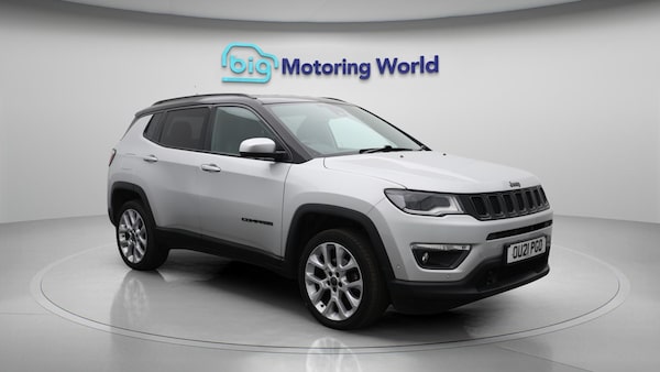 Used Jeep Compass 2021 for sale - 75002027: Photo 2