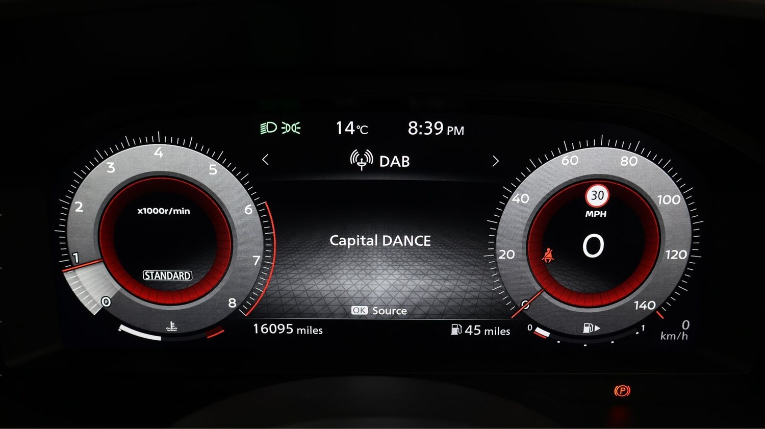 Used Nissan Qashqai for sale - 77492305: Photo 10