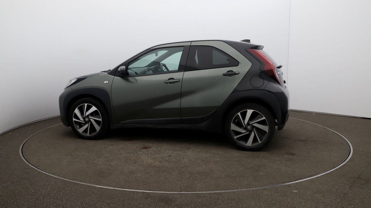 Used Toyota Aygo X 2023 for sale - 76810743: Photo 50