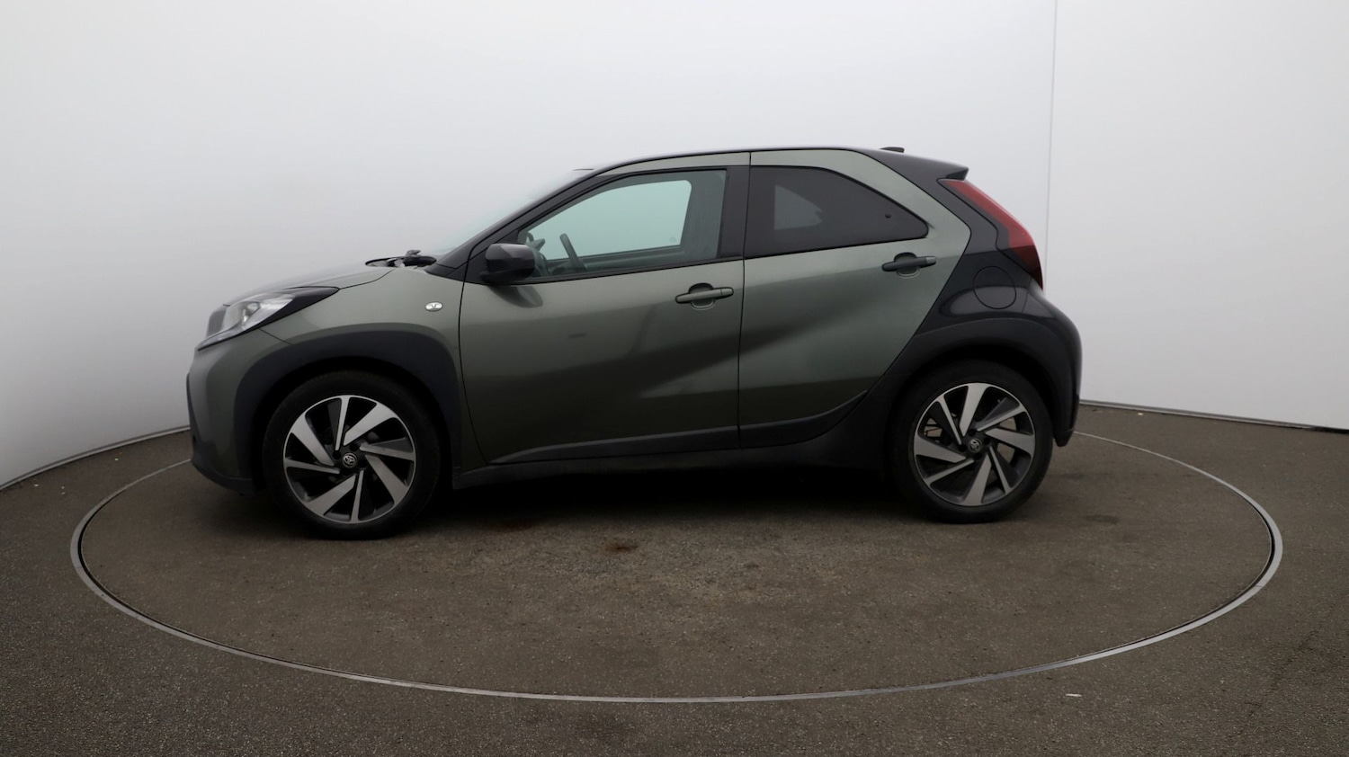 Used Toyota Aygo X 2023 for sale - 76810743: Photo 57