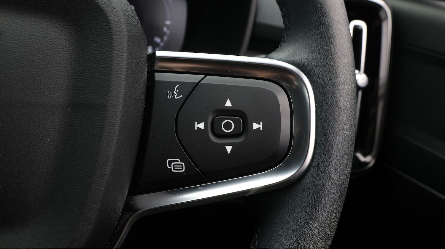 Used Volvo XC40 2022 for sale - 77233891: Photo 20