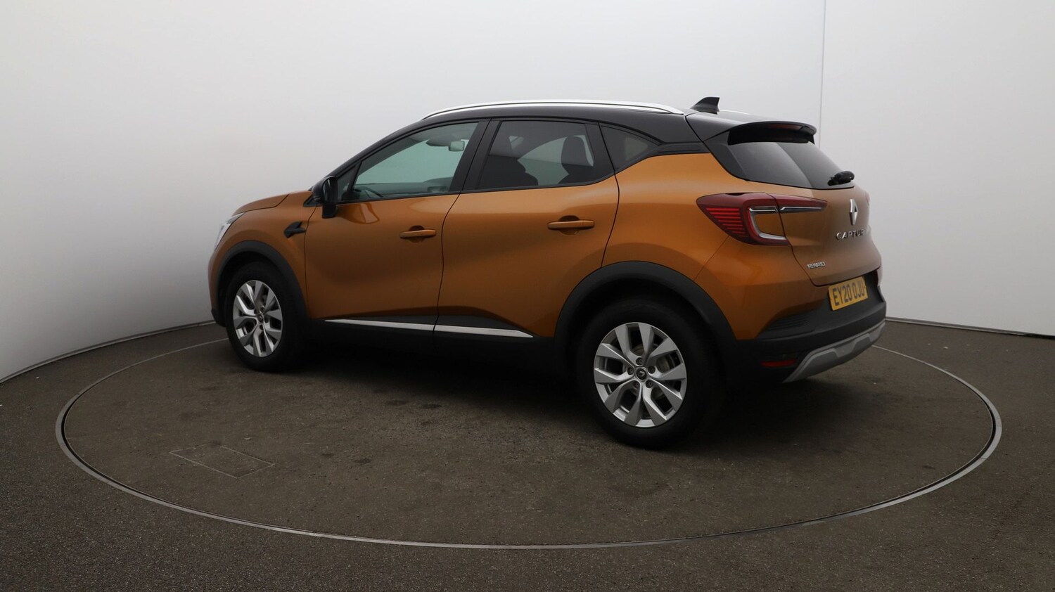 Used Renault Captur for sale - 76809853: Photo 27