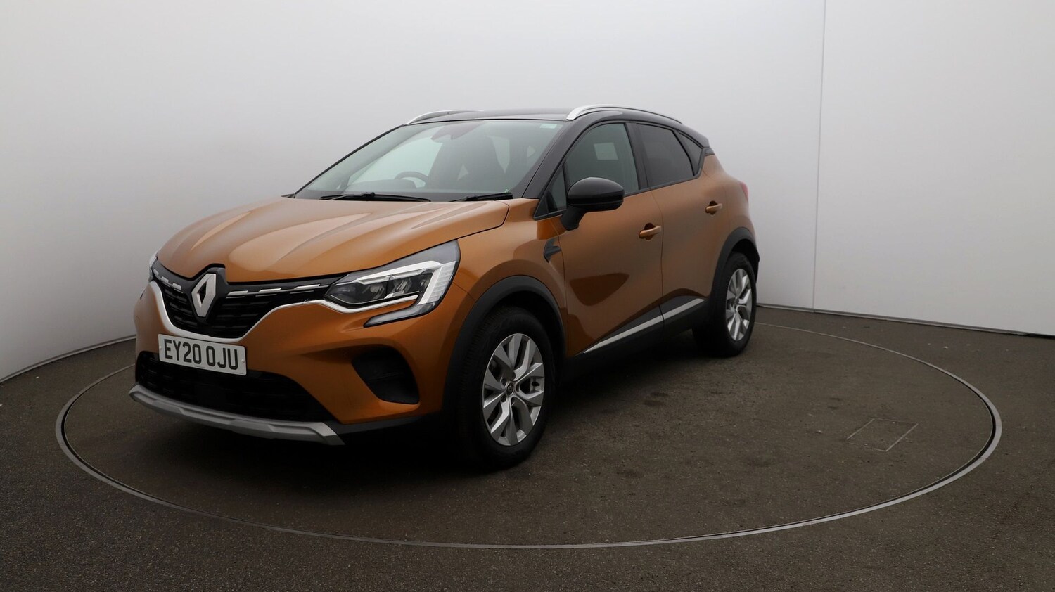 Used Renault Captur for sale - 76809853: Photo 28
