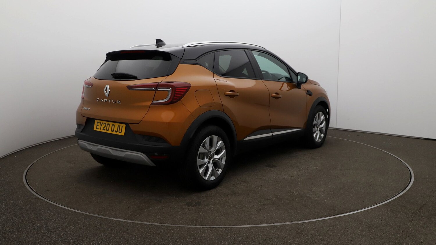 Used Renault Captur for sale - 76809853: Photo 45