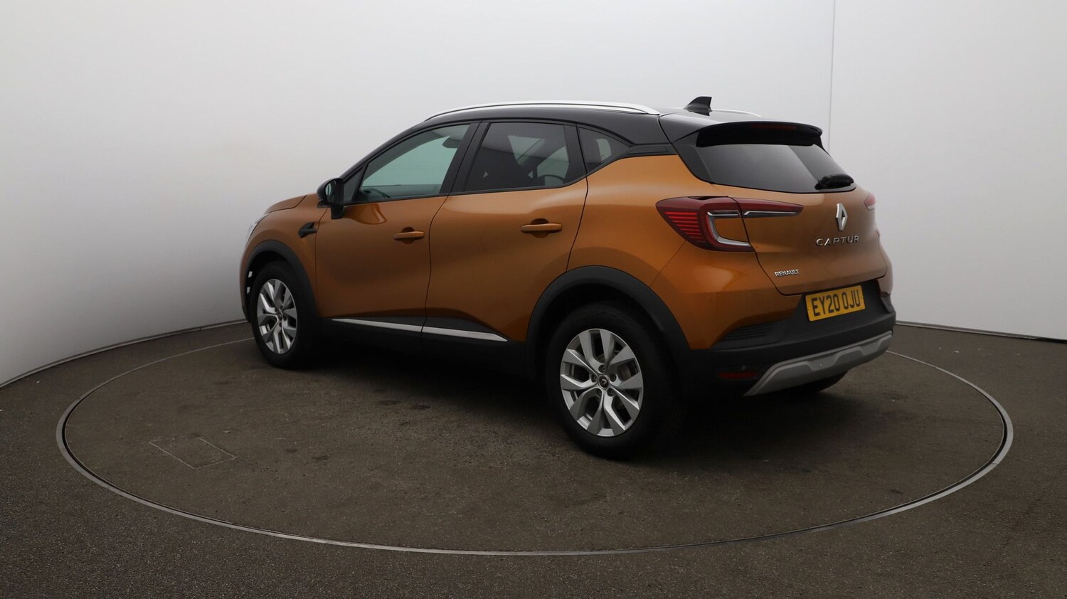 Used Renault Captur for sale - 76809853: Photo 54