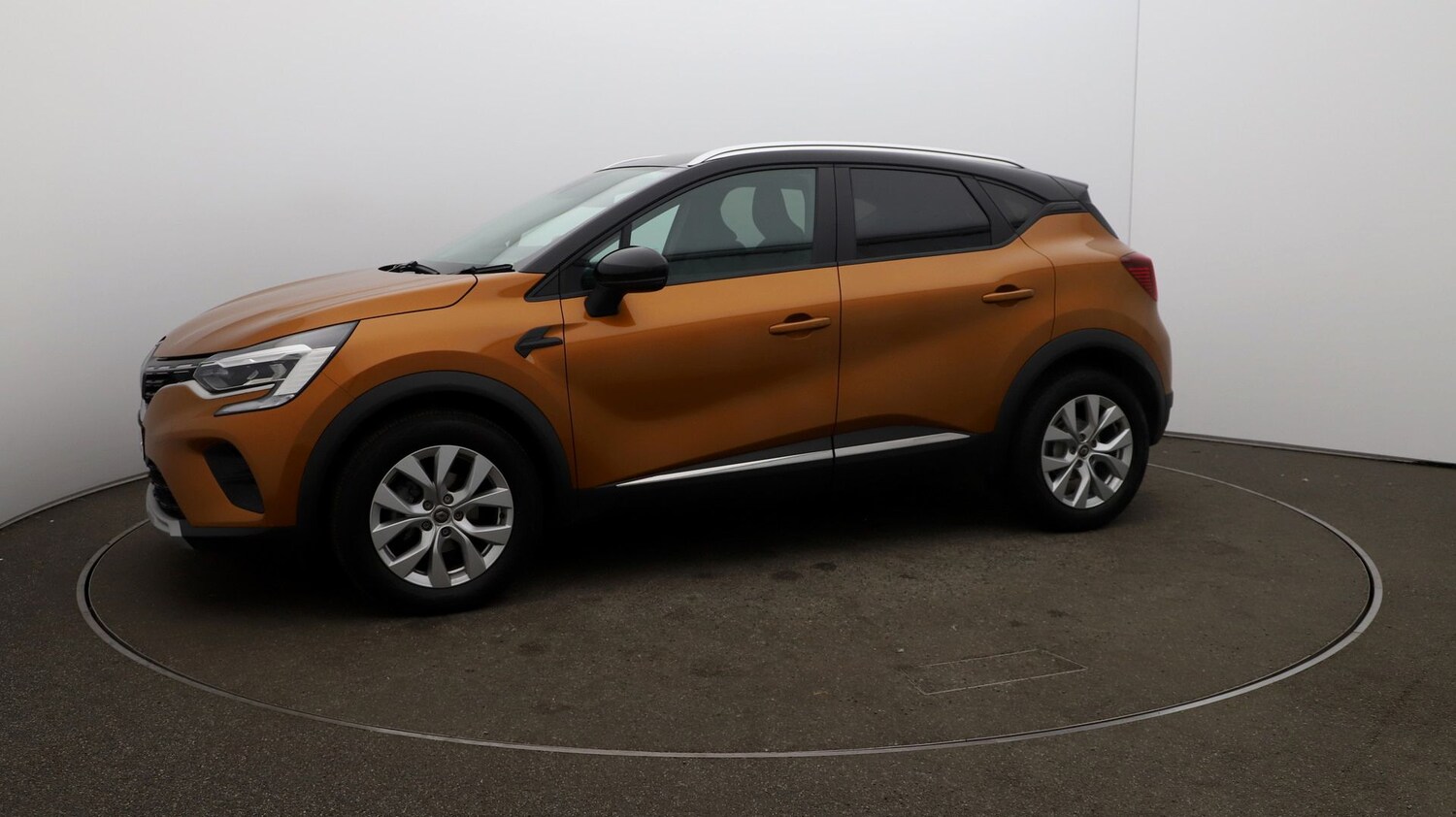 Used Renault Captur for sale - 76809853: Photo 58