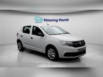 Used Dacia Sandero 2019 for sale - 79732811: Photo