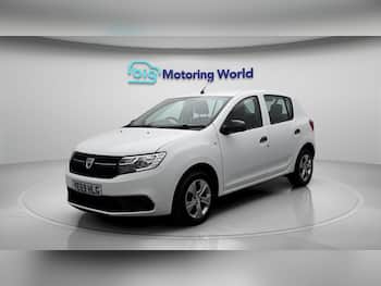 Used Dacia Sandero 2019 for sale - 79732811: Photo