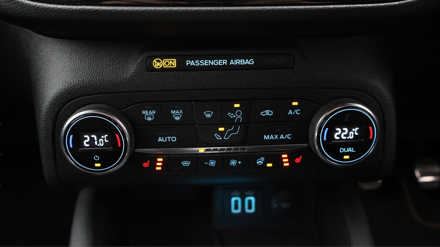 Used Ford Focus 2021 for sale - 77803100: Photo 12