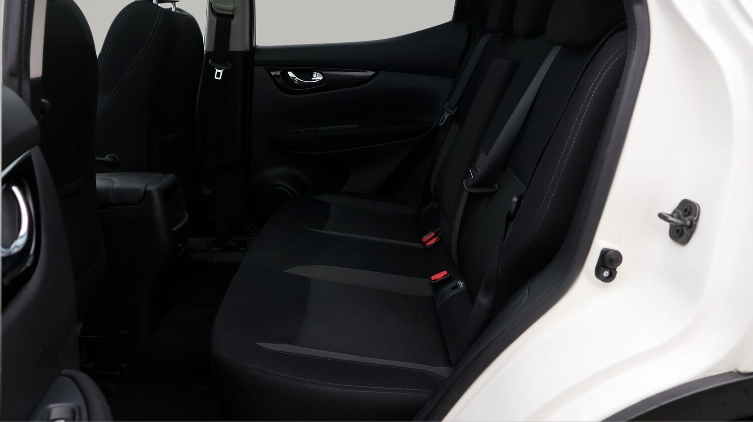 Used Nissan Qashqai for sale - 77829612: Photo 16