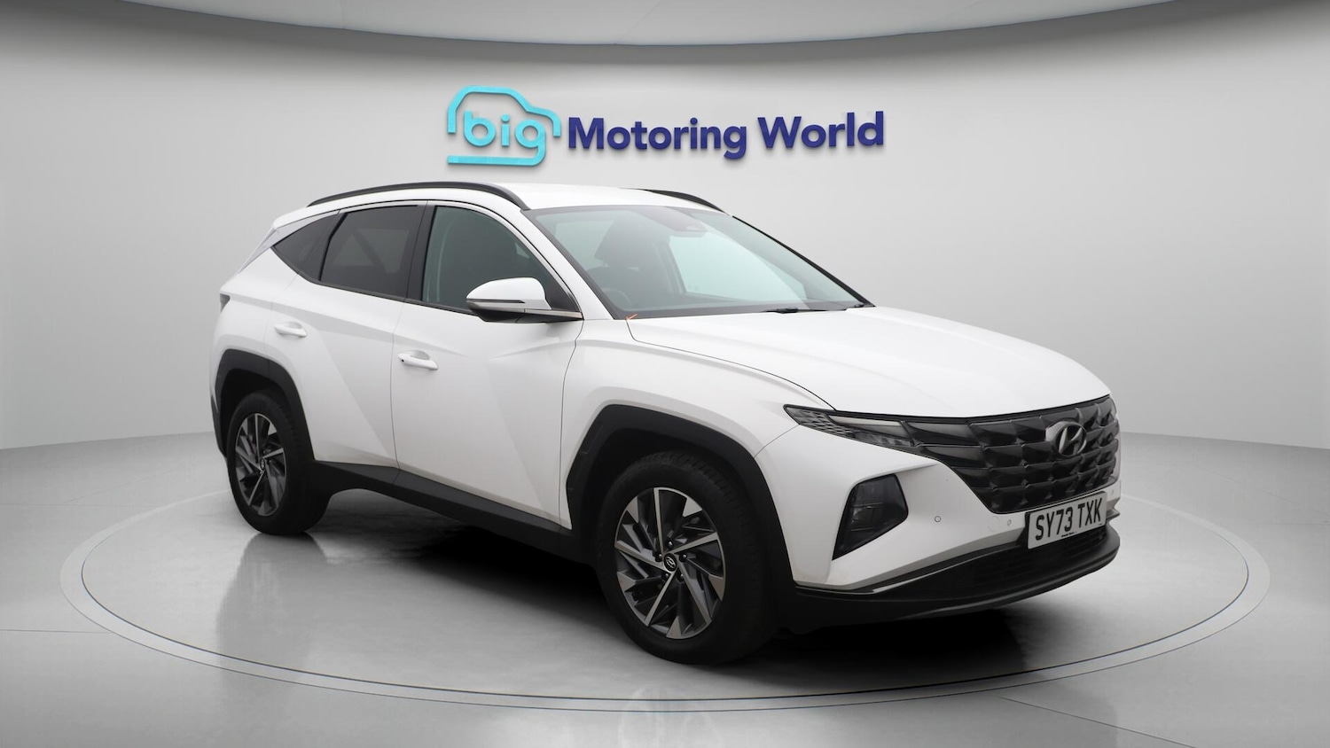Used Hyundai TUCSON 2023 for sale - 76151102: Photo 2