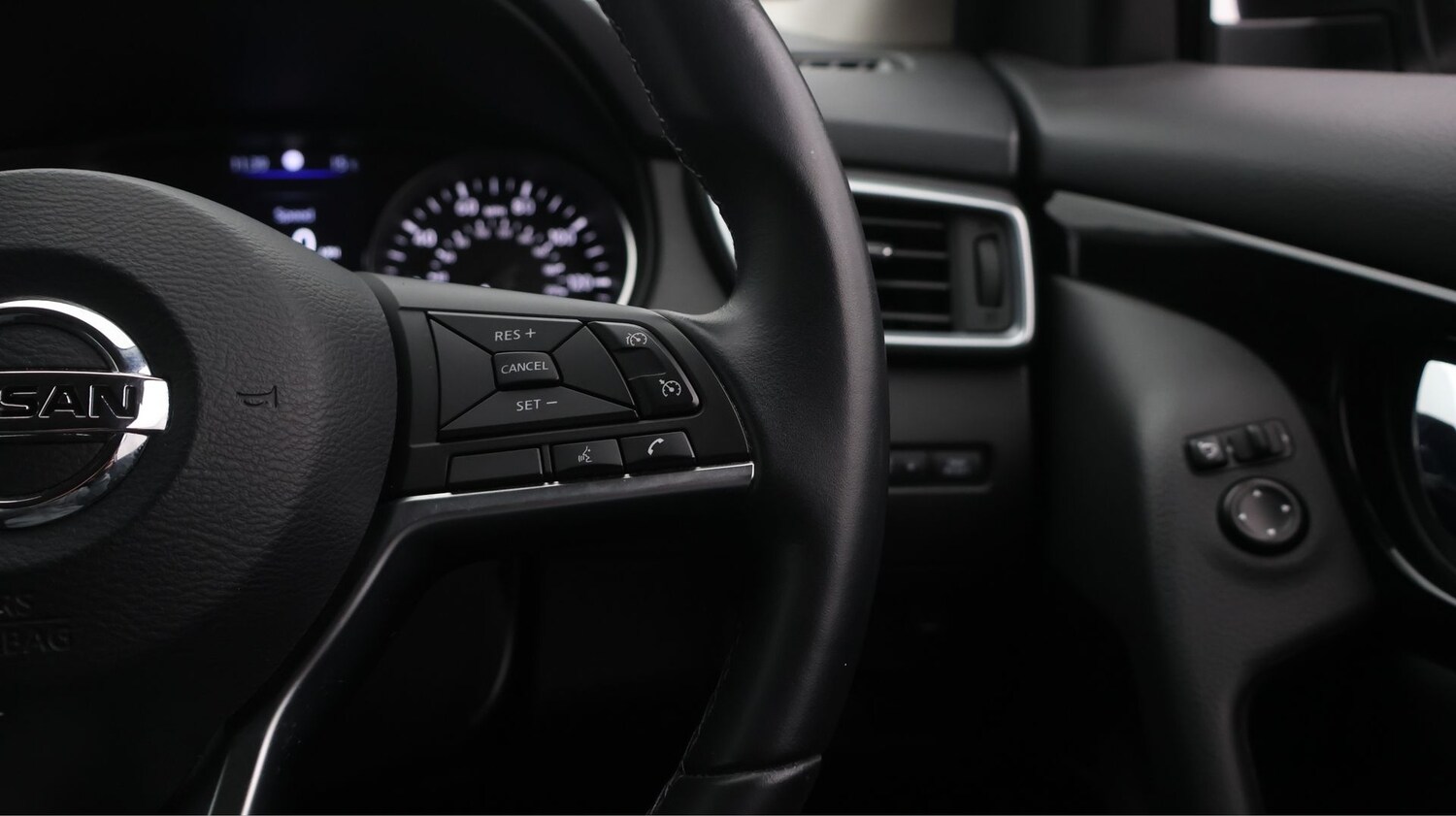 Used Nissan Qashqai 2020 for sale - 77840789: Photo 23