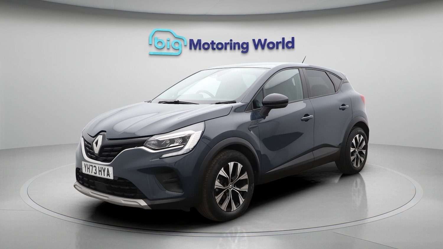 Used Renault Captur 2023 for sale - 77418164: Photo 3