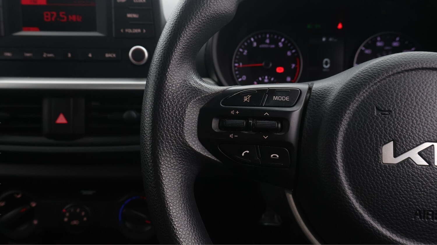 Used Kia Picanto 2023 for sale - 77931412: Photo 23