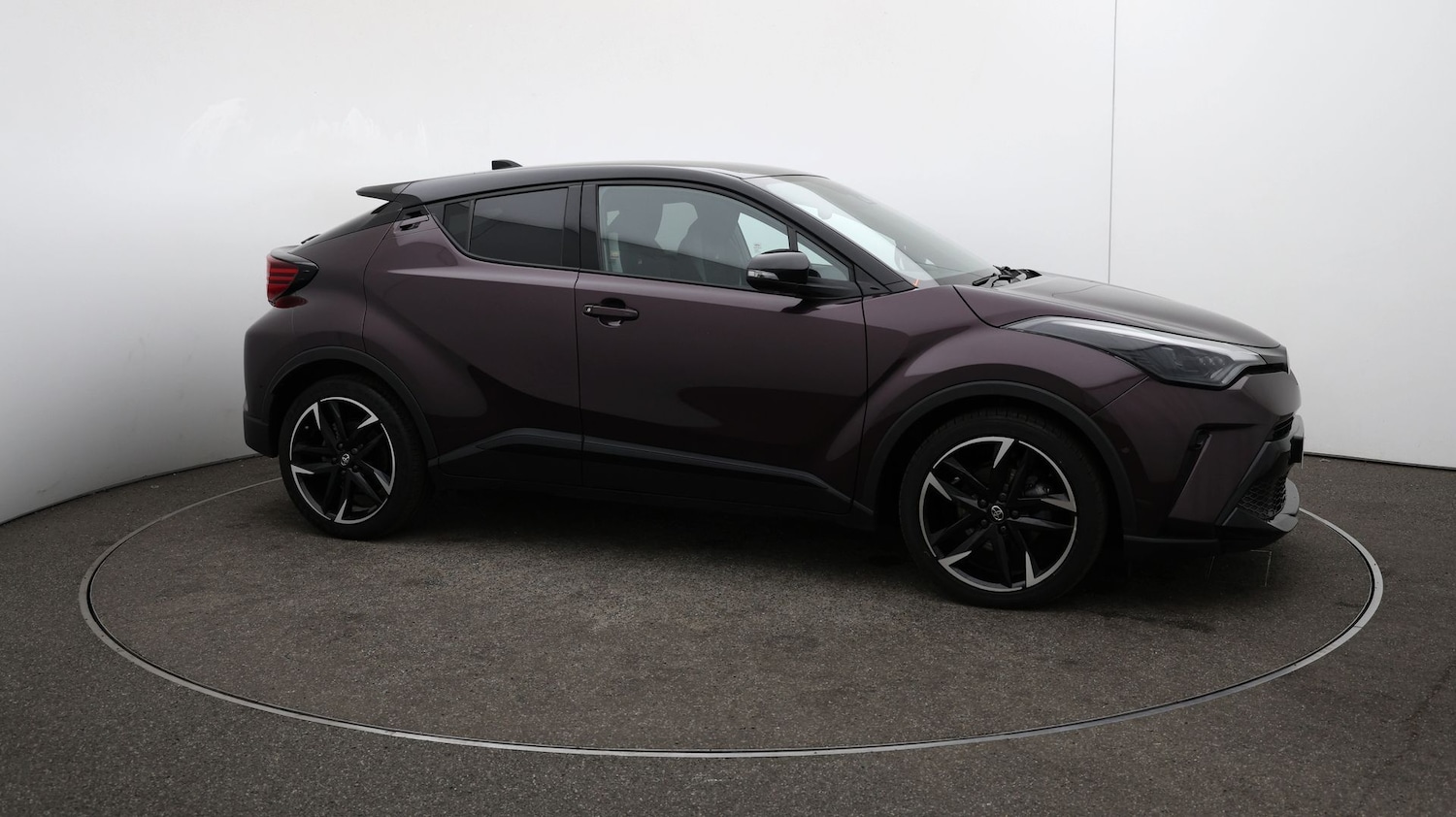 Used Toyota C-HR 2023 for sale - 76810283: Photo 40