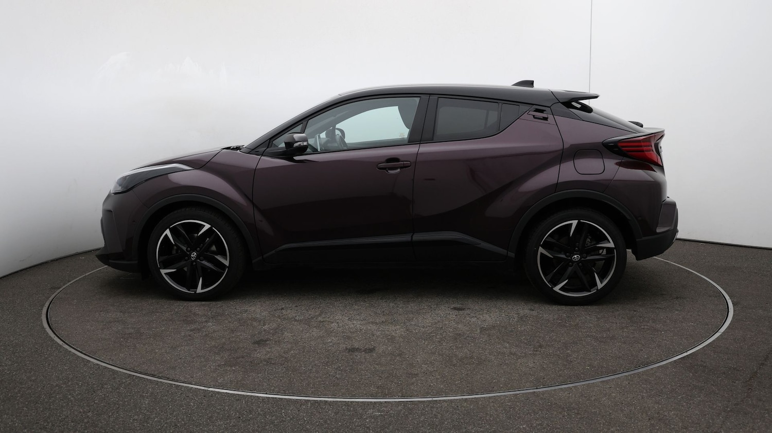 Used Toyota C-HR 2023 for sale - 76810283: Photo 58